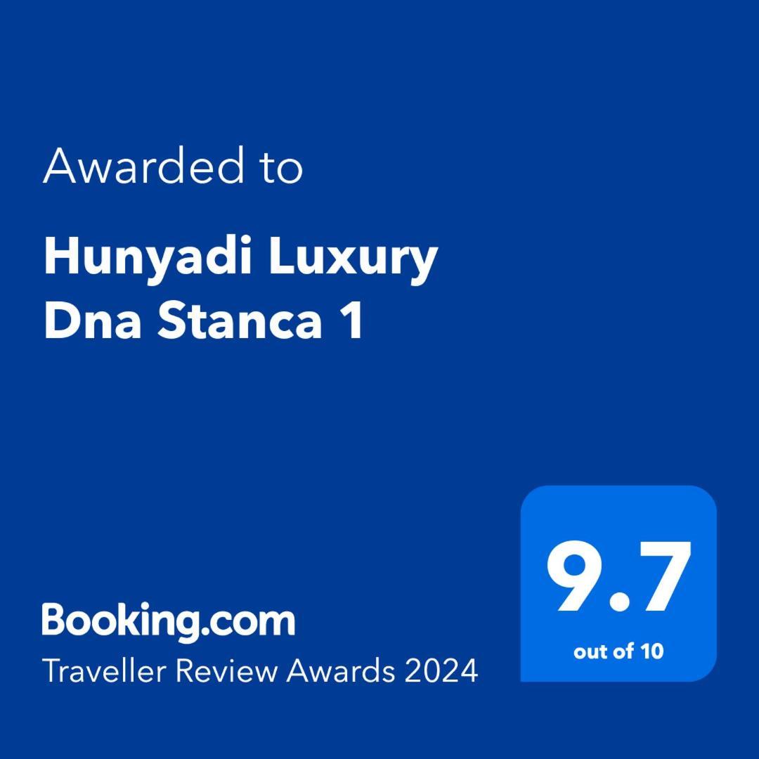 Hunyadi Luxury Dna Stanca 1 Lägenhet Sibiu Exteriör bild
